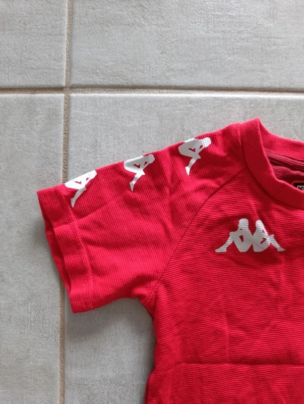 T-shirt Kappa vermelho menino 6 anos (116 cm) novo com etiqueta – 100% algodão – photo 2